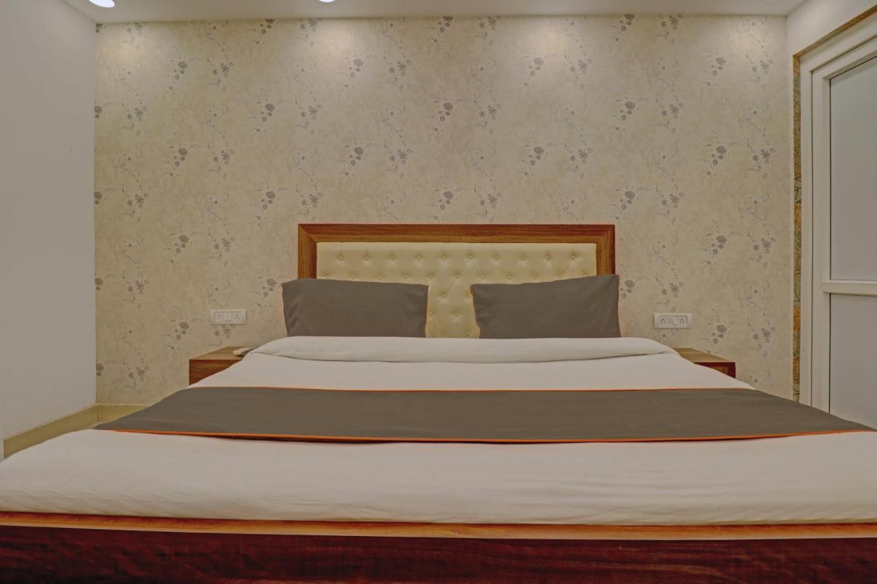 Collection O Spot Light Near Tughlakabad Station Metro Station Hotel Indraprast Luaran gambar