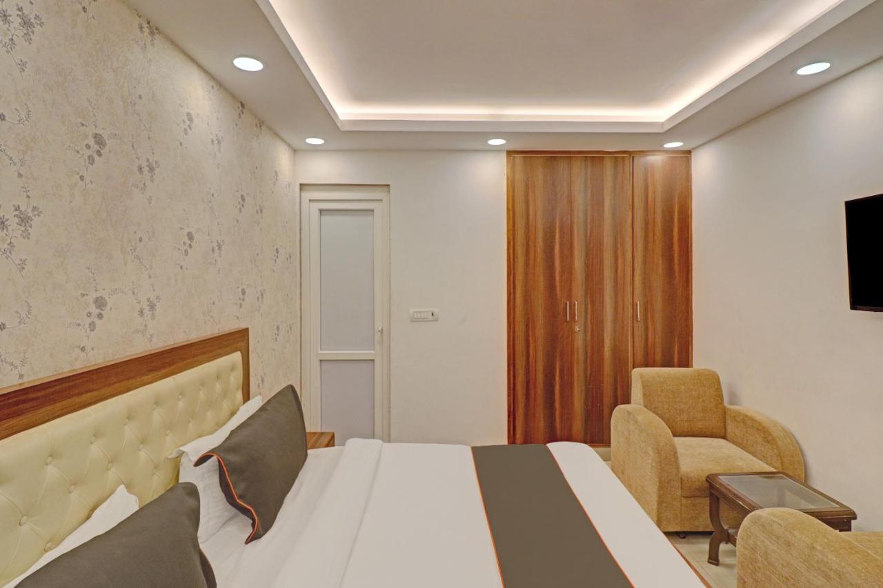 Collection O Spot Light Near Tughlakabad Station Metro Station Hotel Indraprast Luaran gambar
