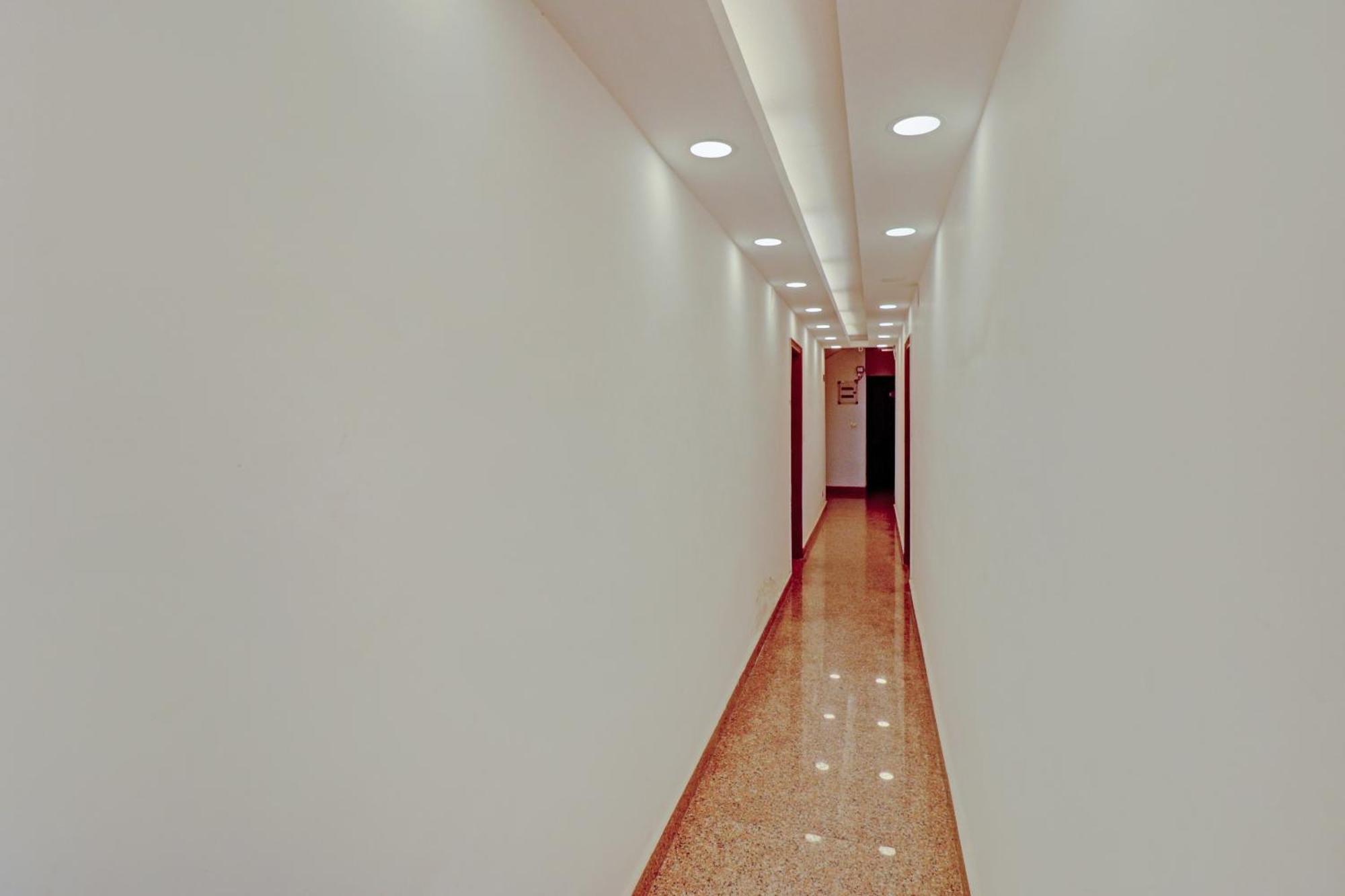 Collection O Spot Light Near Tughlakabad Station Metro Station Hotel Indraprast Luaran gambar